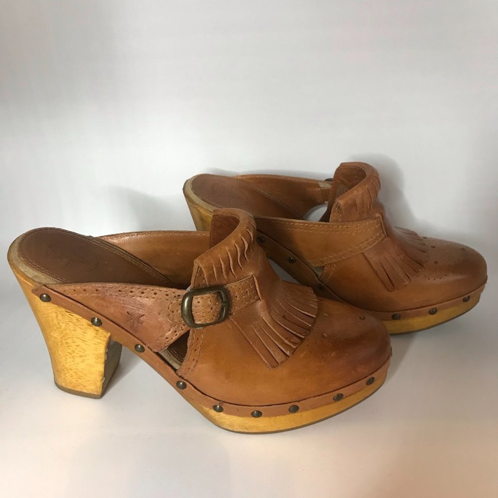 FRYE Clogs